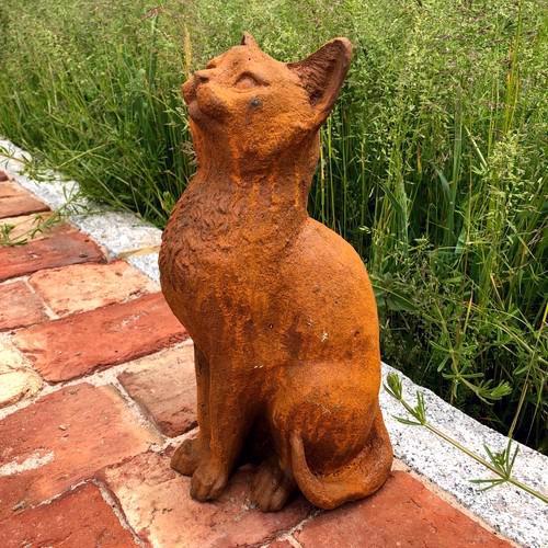 Cast Iron Curious Cat Statue