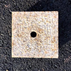 Granite, tapered square, staddle stone with no pin