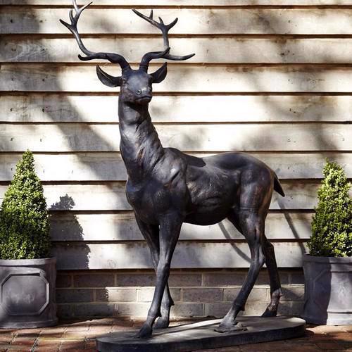 Cast Iron Majestic Stag - Bronze Statue - Facing Left