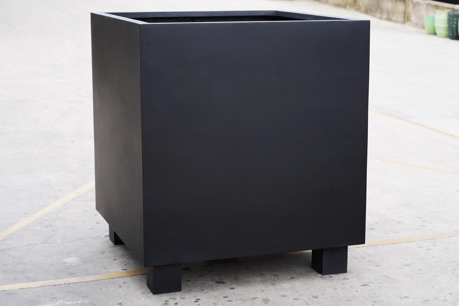 Polystone Contemporary Cube with Feet - Slate Black 1280 x 1140 x 1140 (H)mm