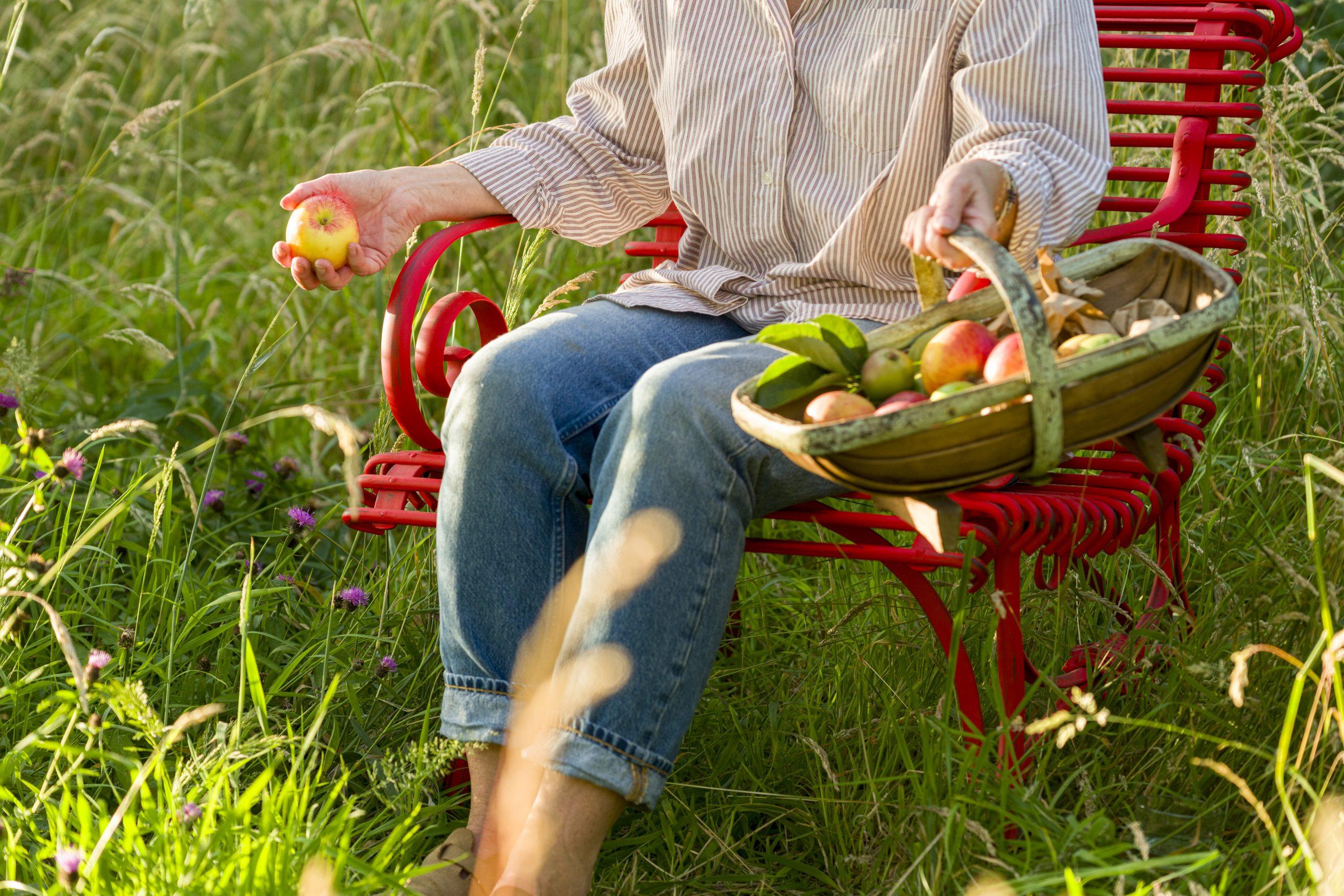 Garden & Outdoor Living Guide 1 Rounwood Lifestyle Shoot July 24 150 scaled
